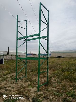 Estantería industrial