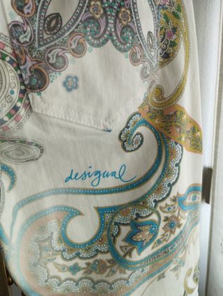 Conjunto vaquero estampado paisley Desigual