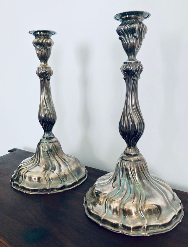 Pareja de Candeleros de Plata española punzonada