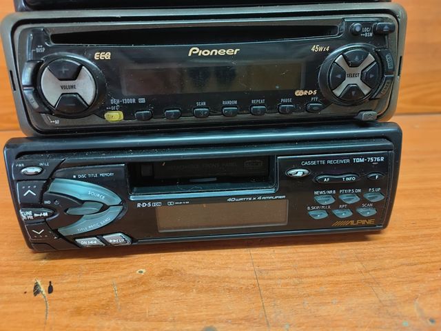Auto radio cassette