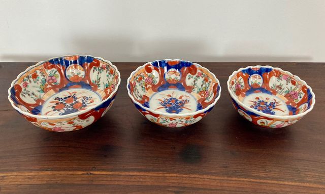 Conjunto de 3 tazas en Porcelana Siglo XIX. Imari