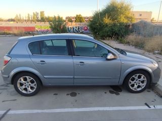 Opel Astra 2004