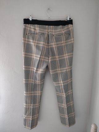 Pantalones largo