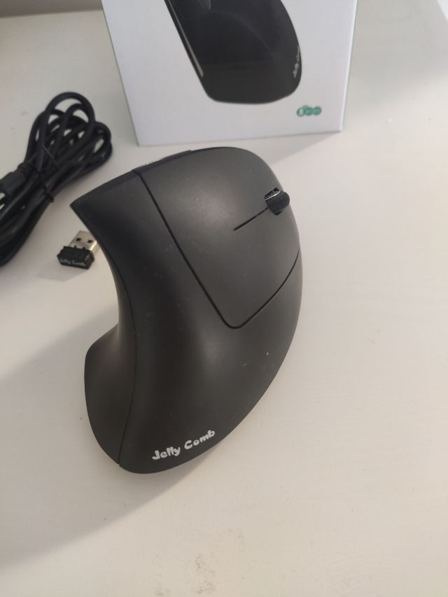 Ratón inalámbrico ergonómico vertical 