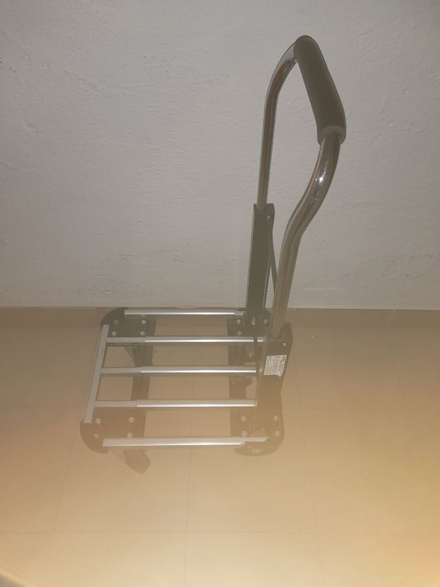 Carro, cuna porta objetos