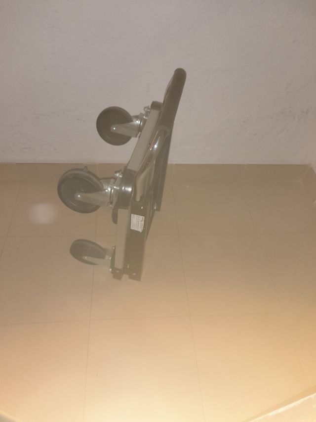 Carro, cuna porta objetos