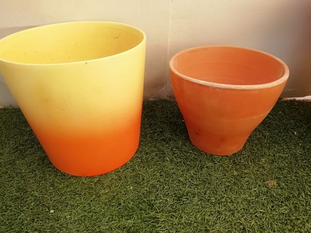 Dos Bonitos maceteros 