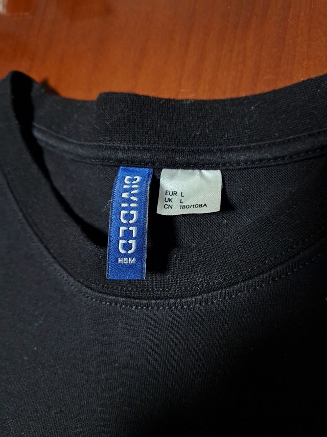 CAMISETA COORDENADAS H&M