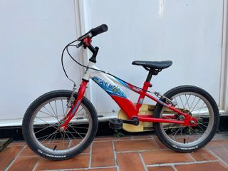 Bicicleta BH California 16