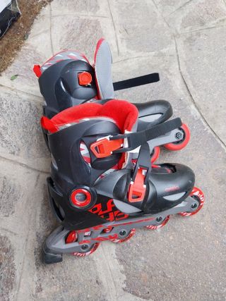 Piattini a rotelle in linea