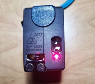 MEDIDOR LASER 40M + 5M CINTA - RECARGABLE USB