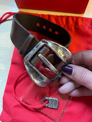 Pulsera Cuero UNO de 50 Nueva