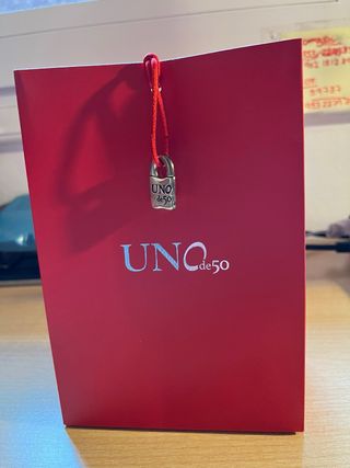 Pulsera Cuero UNO de 50 Nueva