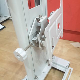 Soporte nec para proyector