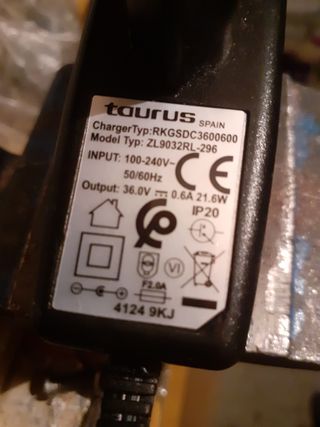 se vende el cargador de la imagen