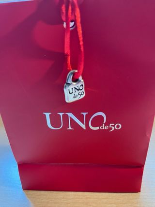 Pulsera UNO de 50 Cuero Estrellas NUEVA