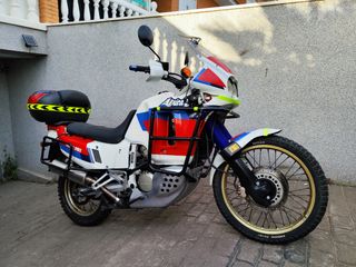 Moto honda África Twin 750 RD 04 año 1990