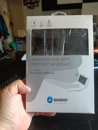 Funda tablet con teclado