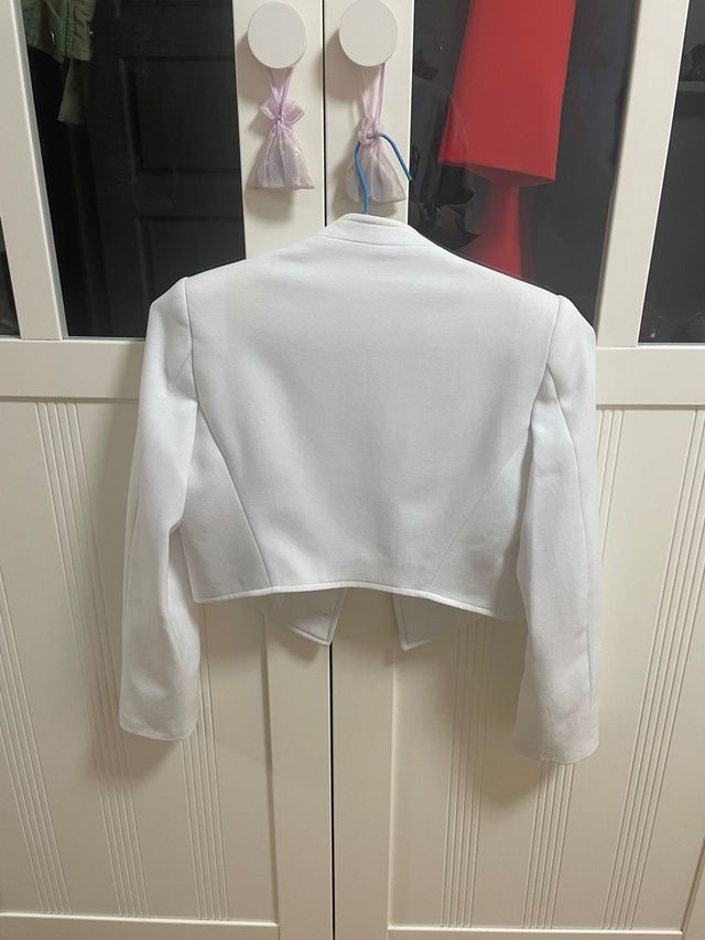 Chaquetilla blanca