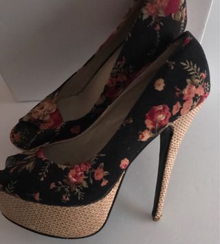 Decollete’ tacchi alti