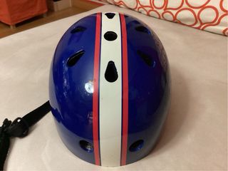 Casco bici y skate (3-8 años aprox)