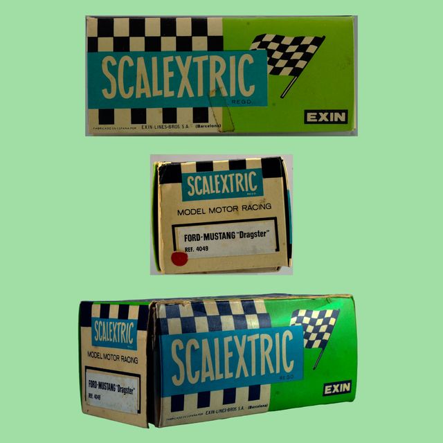 SCALEXTRIC. FORD MUSTANG DRAGSTER MORADO