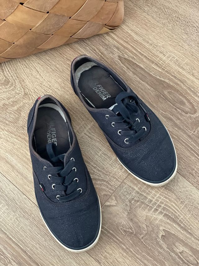 Sapatos femininos Tommy Hilfiger 37