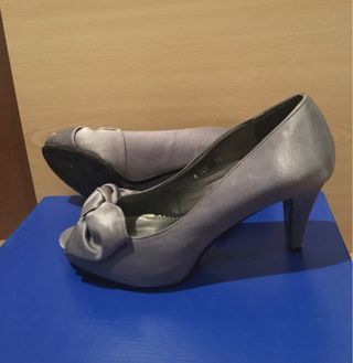 Zapato abierto plateado