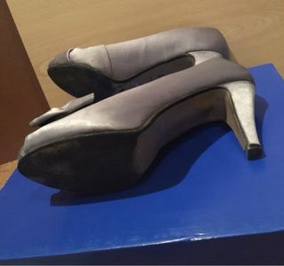 Zapato abierto plateado