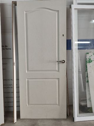 Puerta de interior