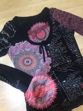 Camiseta Desigual T. M 