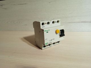 MAGNETOTERMICO DIFERENCIAL MOELLER EATON 4 P. 25A