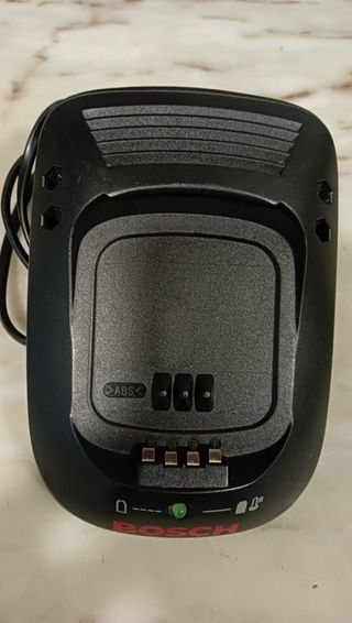 Base carregador e baterias Bosh