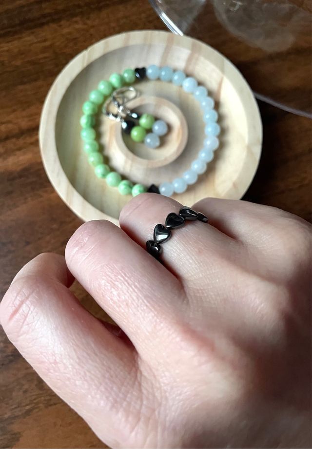 Conjunto 3 artíc. Piedra Aguamarina y corazones