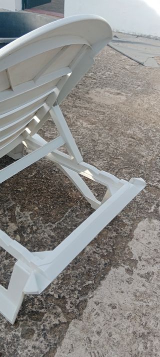 Tumbona Blanca para Piscina
