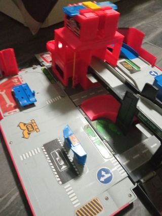 Camion transformable en un circuito