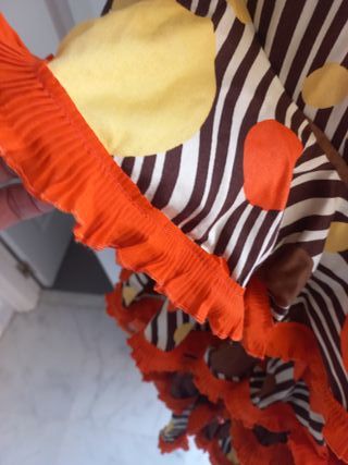 Traje de flamenca . Mar. Ubaldo Lopez.Revuelo.T-40