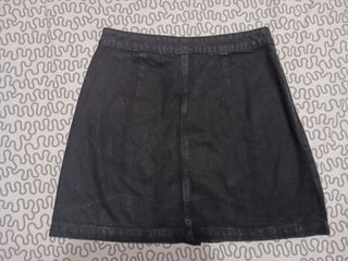 Minifalda negra vaquera
