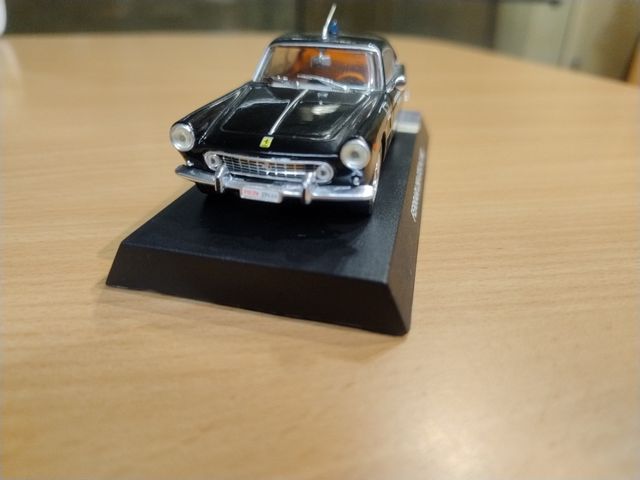 Ferrari 250 GTE DeAgostini scala 1/43