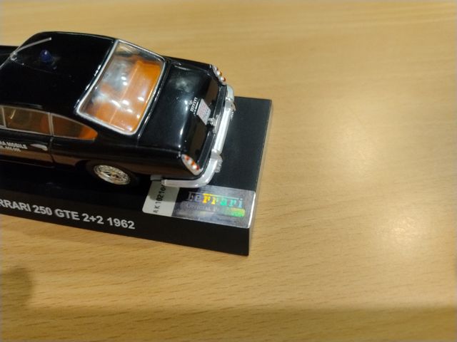 Ferrari 250 GTE DeAgostini scala 1/43
