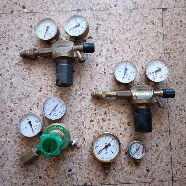 Regulador de presión.