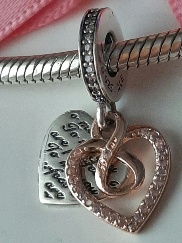 Charm Mom en plata de ley S 925.