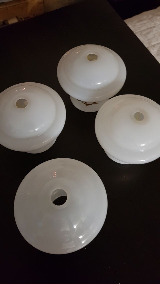 4.  Paralumi . In vetro MURANO GLASS Dipinto a man