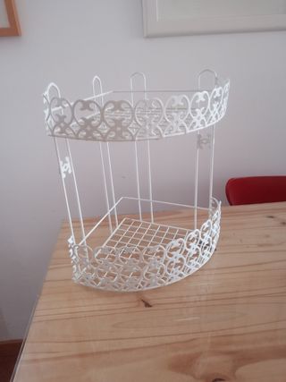 Estantería para baño o cocina