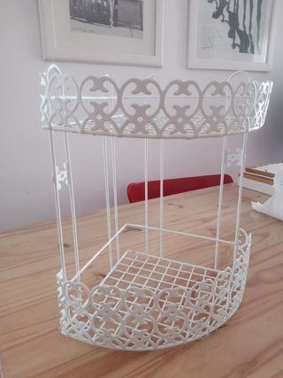 Estantería para baño o cocina