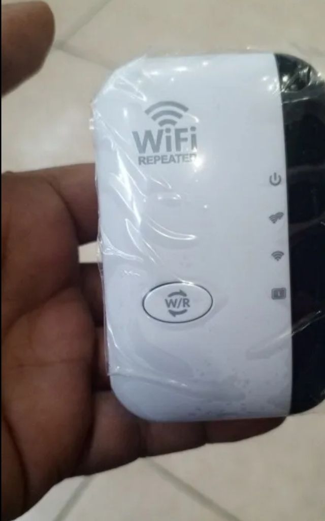 EXTENSOR REPETIDOR WIFI