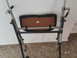 Andador para ancianos con ruedas