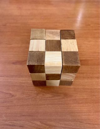 Rompicapo serpente cubo legno