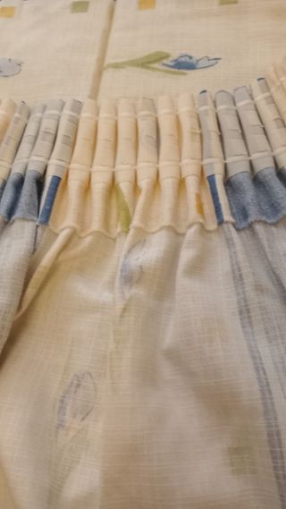 Edredón de cama de 90 y cortinas ajuego