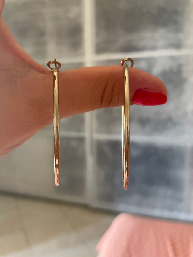 Orecchini a cerchio color oro